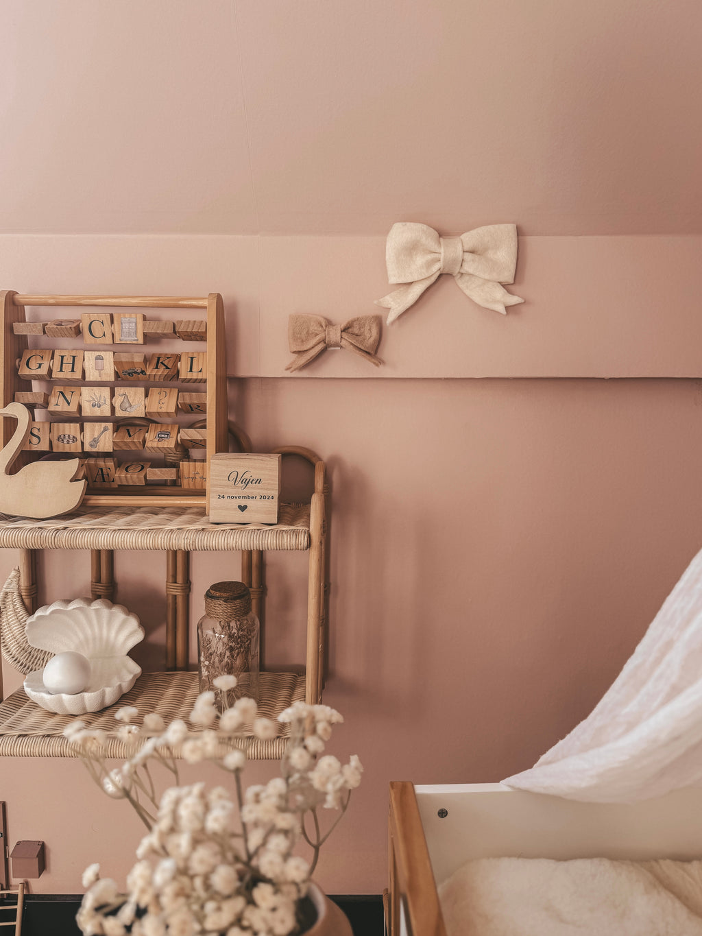 WANDDECORATIE STRIKKEN